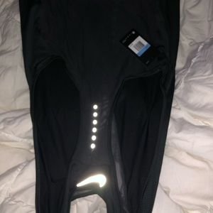 NIKE tank - BRAND NEW with tags size M